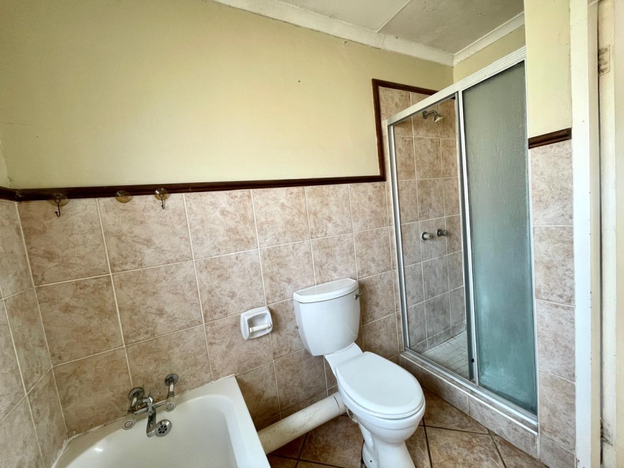 2 Bedroom Property for Sale in Olympus AH Gauteng