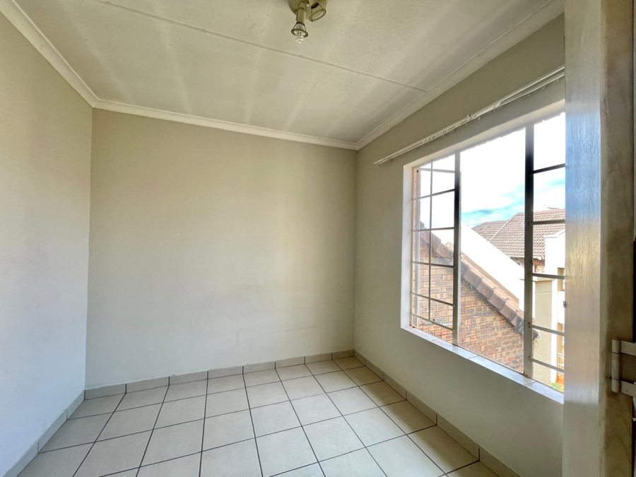 2 Bedroom Property for Sale in Olympus AH Gauteng