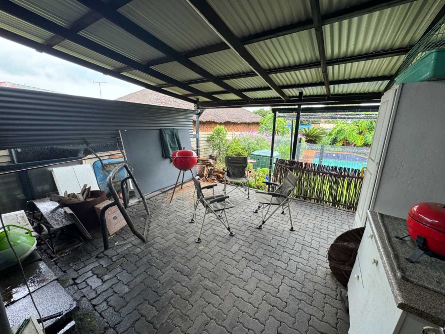 4 Bedroom Property for Sale in Florentia Gauteng