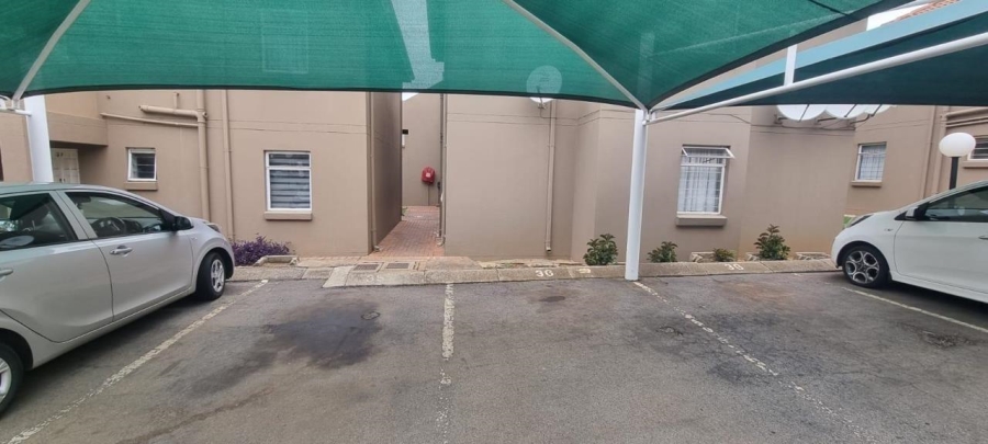 2 Bedroom Property for Sale in Florentia Gauteng