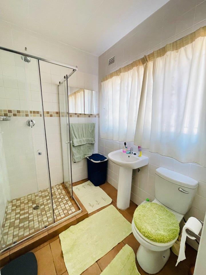 2 Bedroom Property for Sale in Albemarle Gauteng