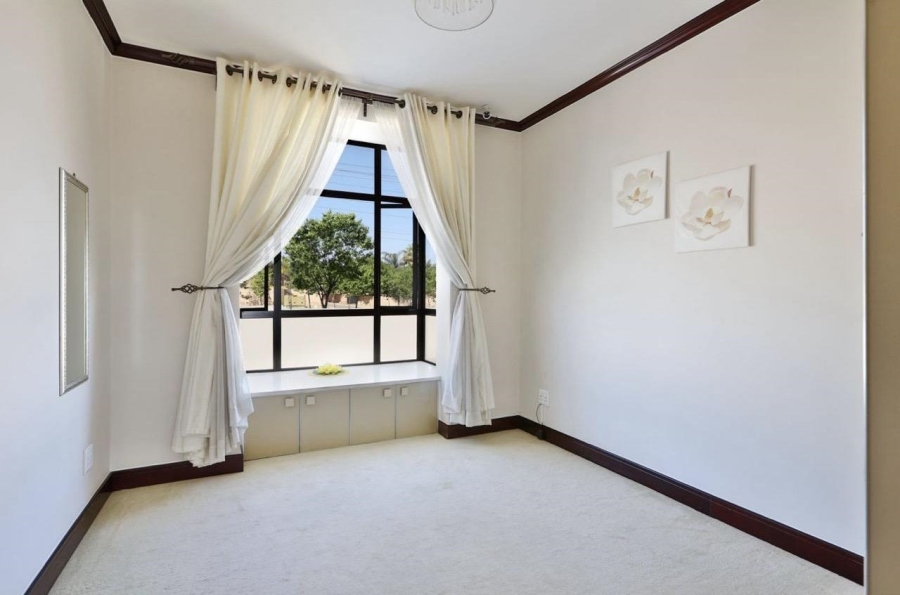 3 Bedroom Property for Sale in Fourways Gauteng