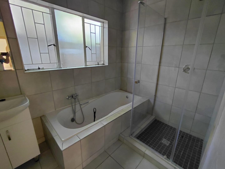 To Let 3 Bedroom Property for Rent in Johannesburg North Gauteng