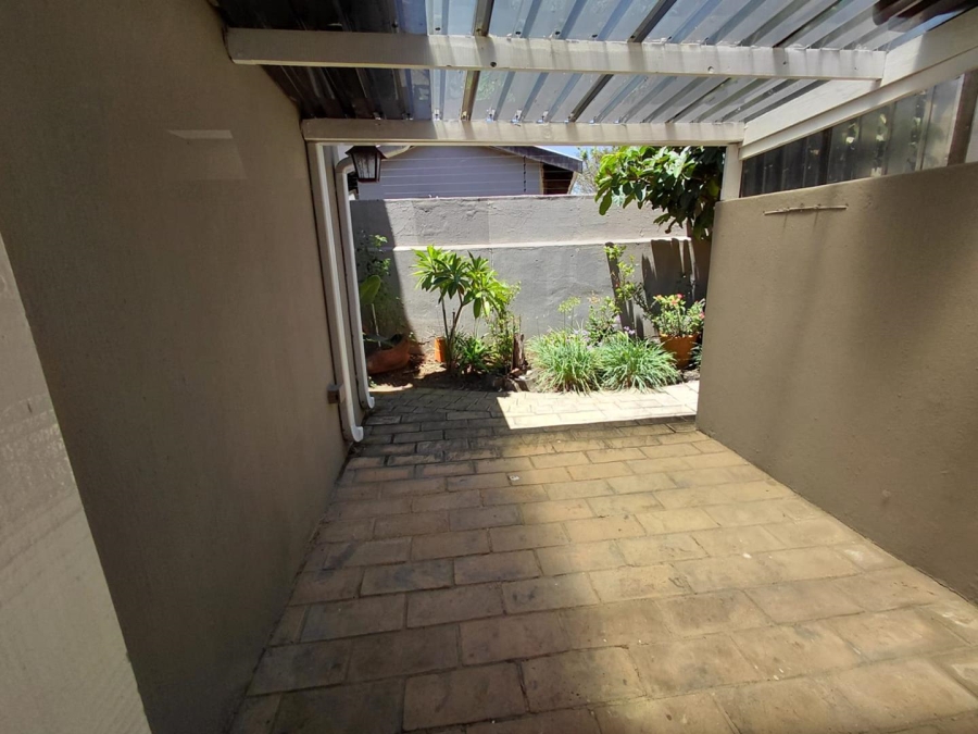To Let 3 Bedroom Property for Rent in Johannesburg North Gauteng