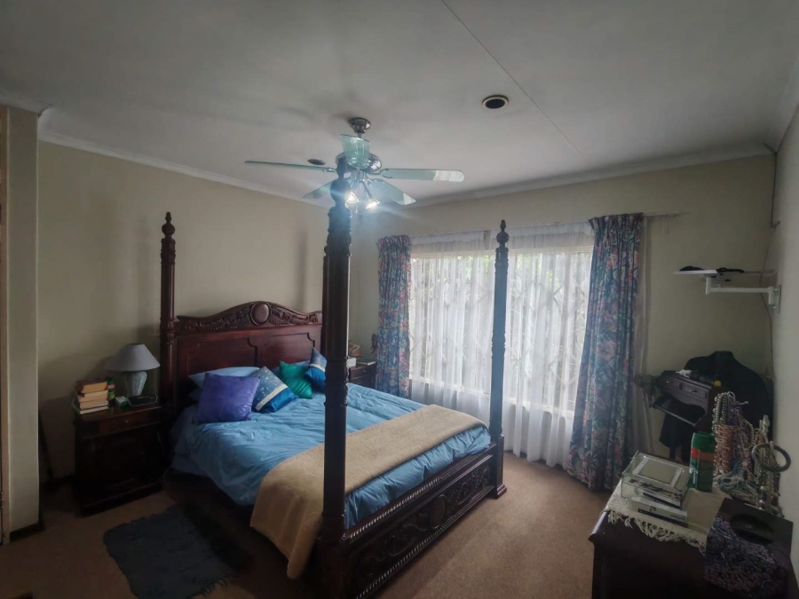 4 Bedroom Property for Sale in Eldoraigne Gauteng