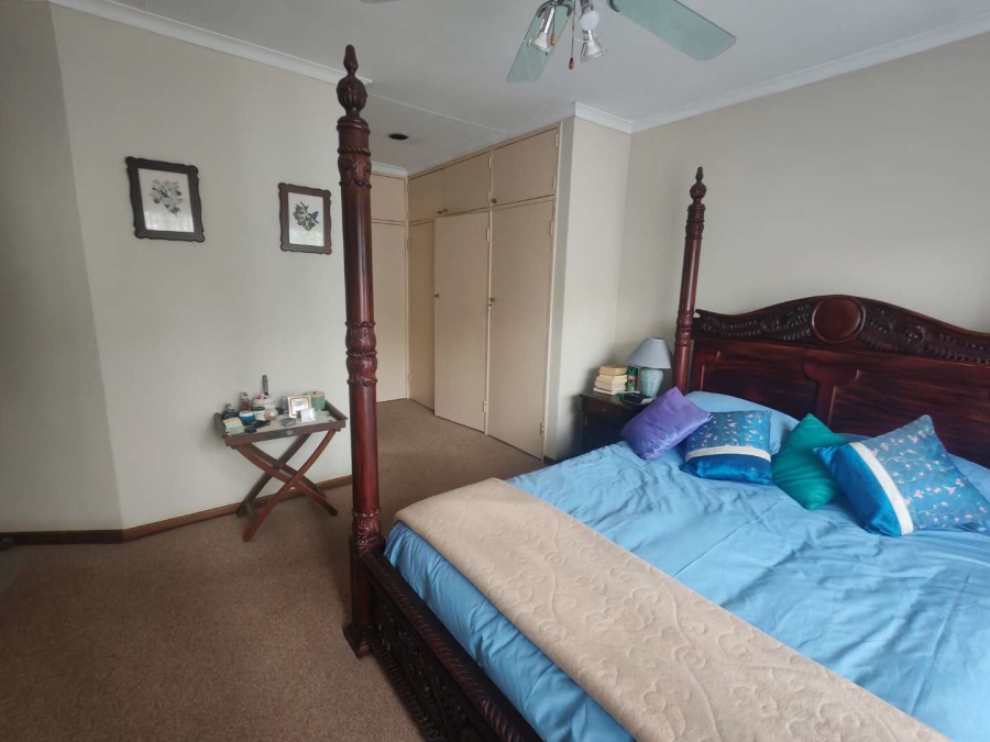 4 Bedroom Property for Sale in Eldoraigne Gauteng