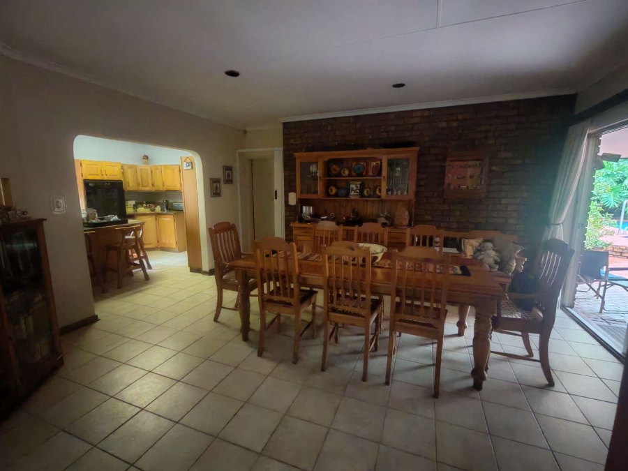 4 Bedroom Property for Sale in Eldoraigne Gauteng