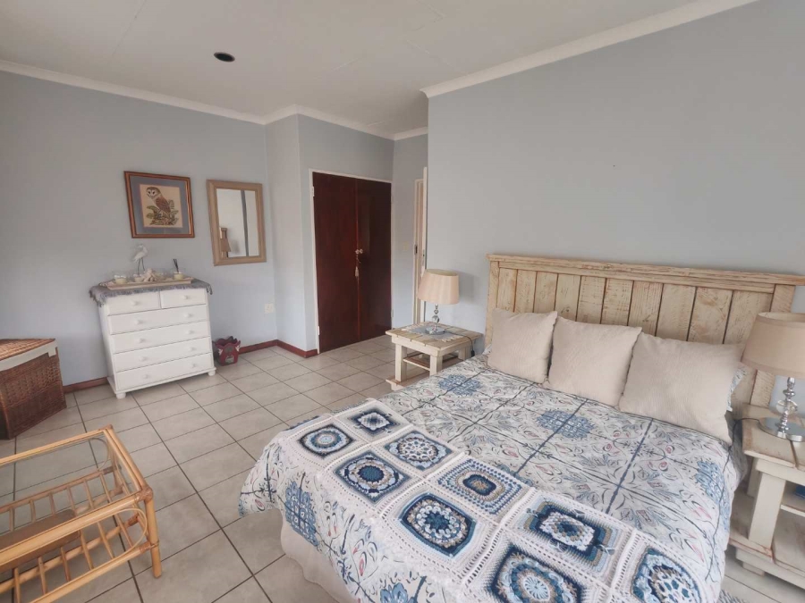 4 Bedroom Property for Sale in Eldoraigne Gauteng