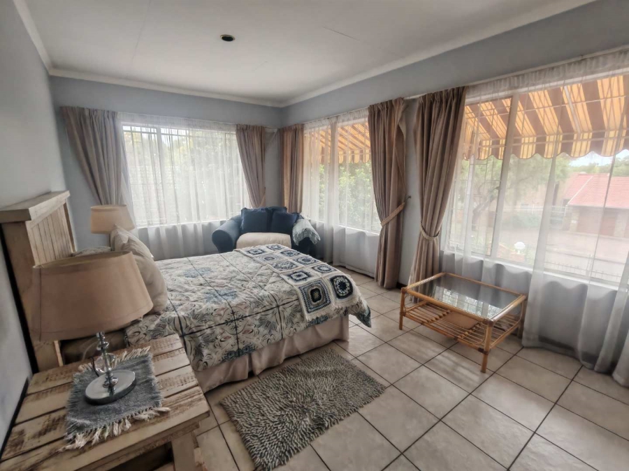 4 Bedroom Property for Sale in Eldoraigne Gauteng