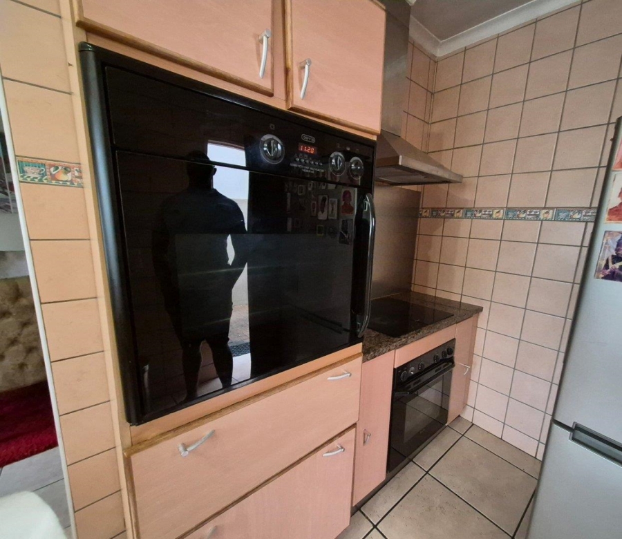 5 Bedroom Property for Sale in Rietvalleirand Gauteng