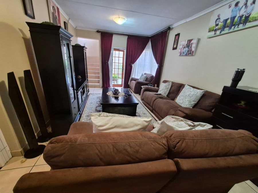 5 Bedroom Property for Sale in Rietvalleirand Gauteng