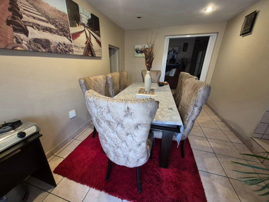 5 Bedroom Property for Sale in Rietvalleirand Gauteng