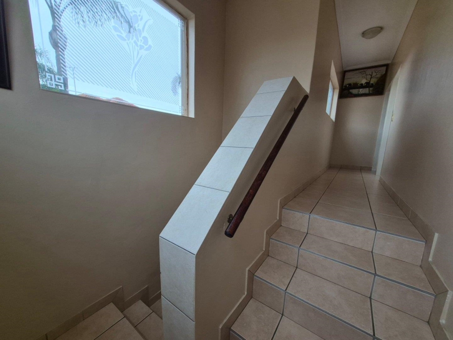 5 Bedroom Property for Sale in Rietvalleirand Gauteng