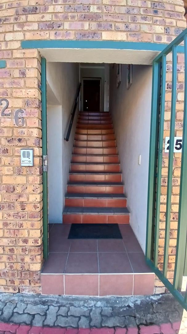 6 Bedroom Property for Sale in Kempton Park Ext 4 Gauteng