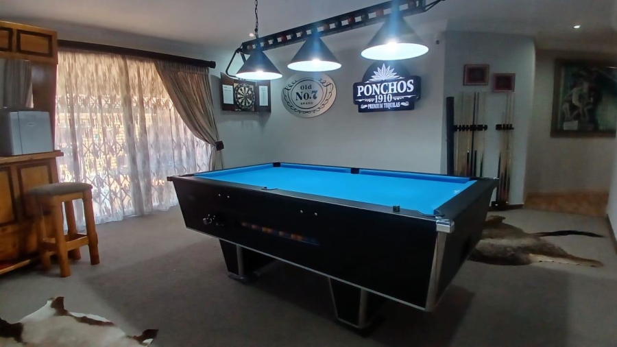 6 Bedroom Property for Sale in Kempton Park Ext 4 Gauteng