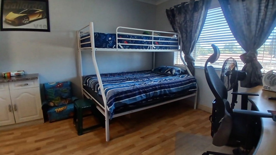 6 Bedroom Property for Sale in Kempton Park Ext 4 Gauteng