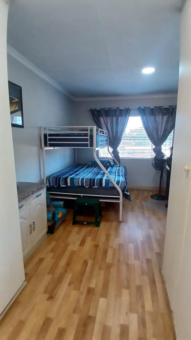 6 Bedroom Property for Sale in Kempton Park Ext 4 Gauteng