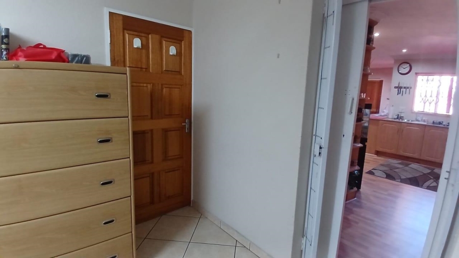 6 Bedroom Property for Sale in Kempton Park Ext 4 Gauteng