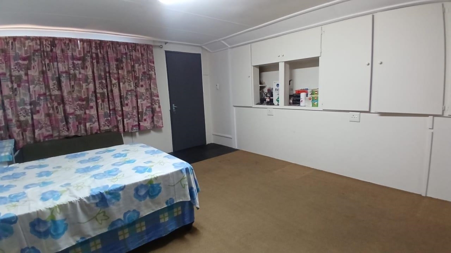 6 Bedroom Property for Sale in Kempton Park Ext 4 Gauteng