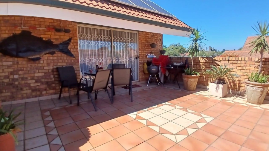 6 Bedroom Property for Sale in Kempton Park Ext 4 Gauteng