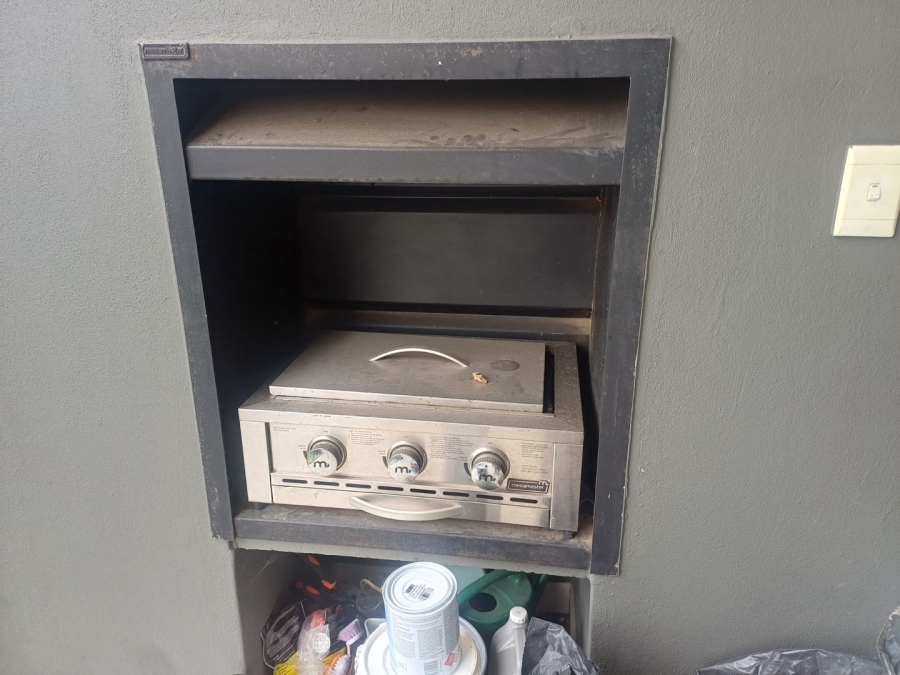 3 Bedroom Property for Sale in Modderfontein Gauteng