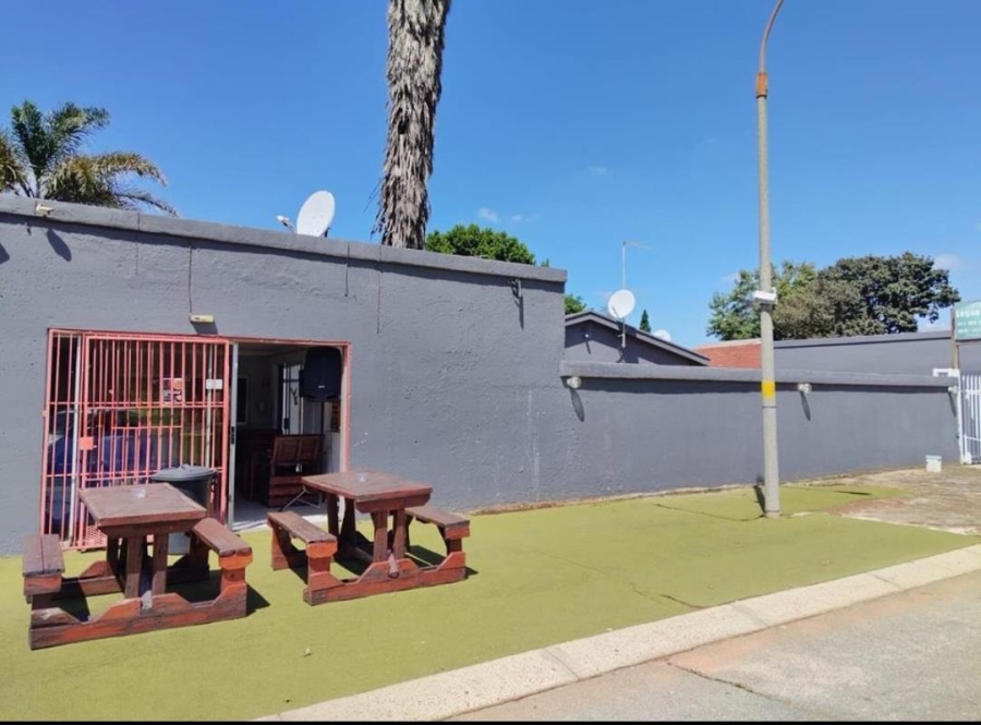 9 Bedroom Property for Sale in Kempton Park Gauteng