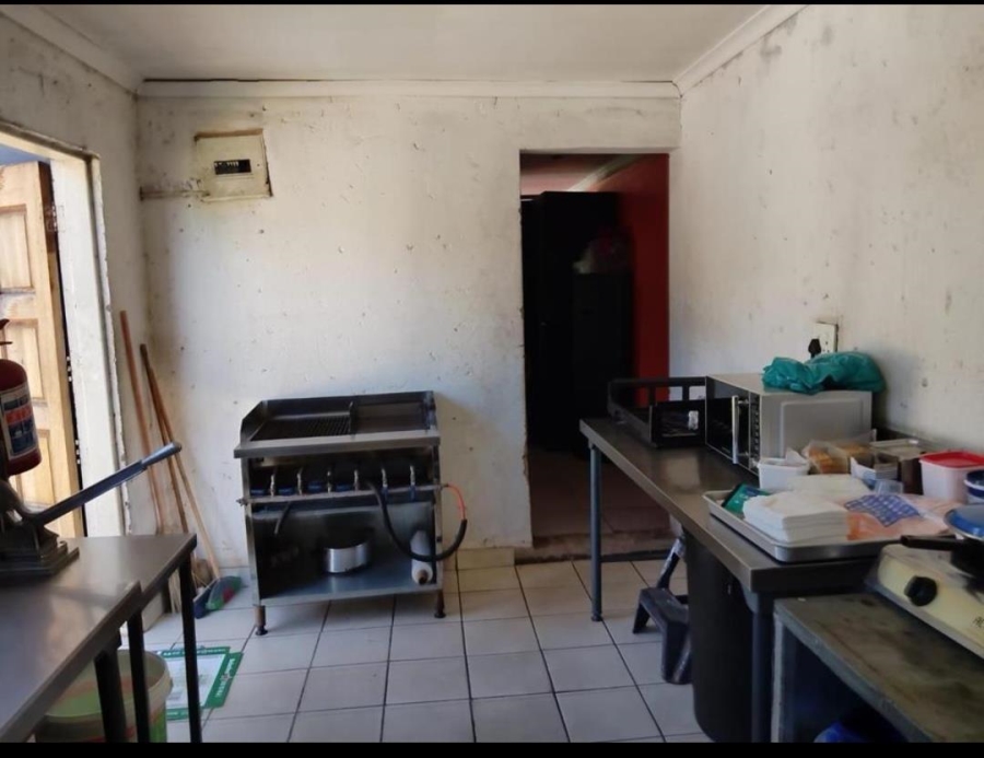 9 Bedroom Property for Sale in Kempton Park Gauteng