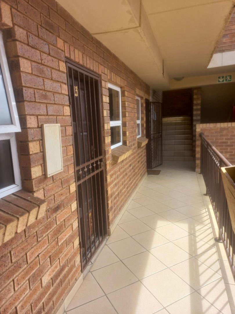 2 Bedroom Property for Sale in Kempton Park Gauteng