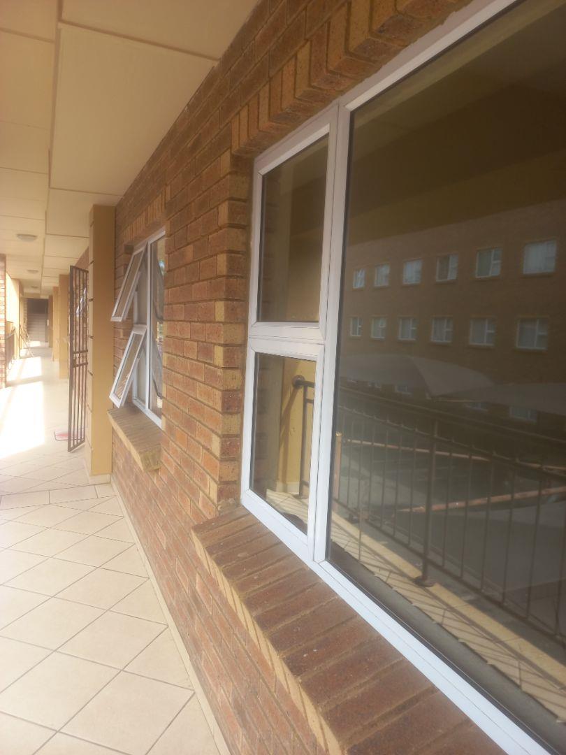 2 Bedroom Property for Sale in Kempton Park Gauteng