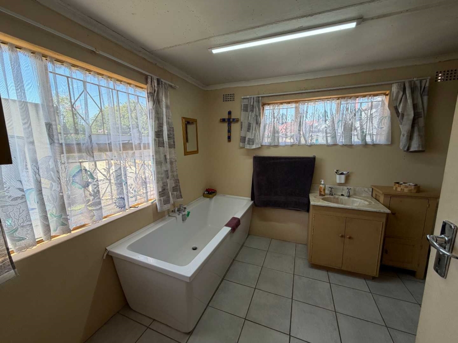 3 Bedroom Property for Sale in Krugersdorp West Gauteng