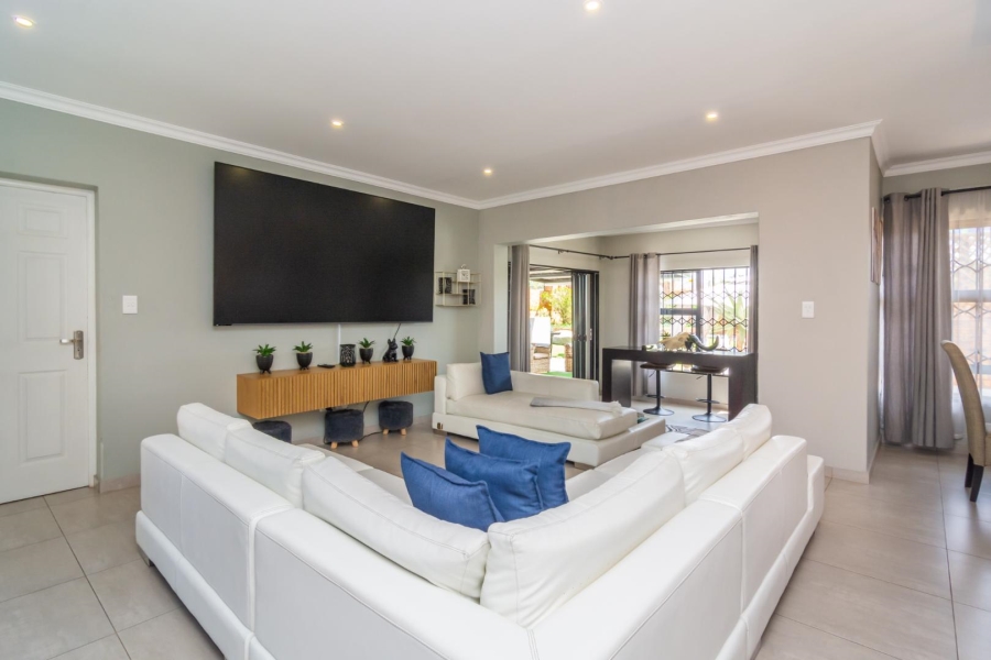 3 Bedroom Property for Sale in Homes Haven Gauteng