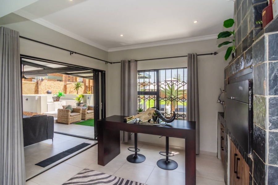 3 Bedroom Property for Sale in Homes Haven Gauteng
