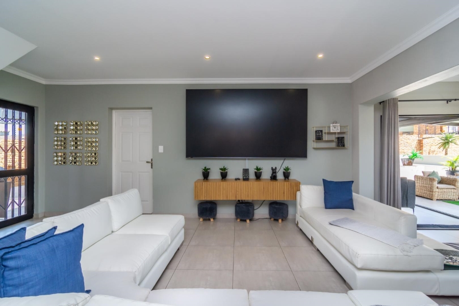 3 Bedroom Property for Sale in Homes Haven Gauteng