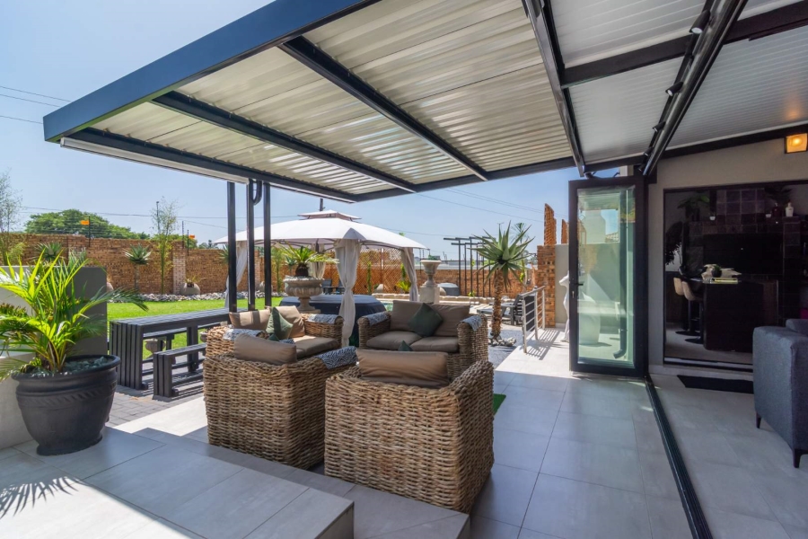 3 Bedroom Property for Sale in Homes Haven Gauteng