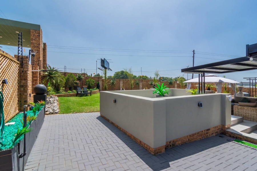 3 Bedroom Property for Sale in Homes Haven Gauteng