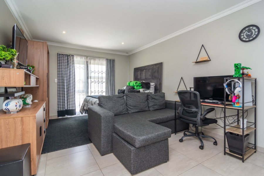 3 Bedroom Property for Sale in Homes Haven Gauteng