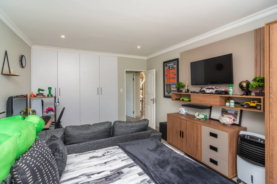 3 Bedroom Property for Sale in Homes Haven Gauteng