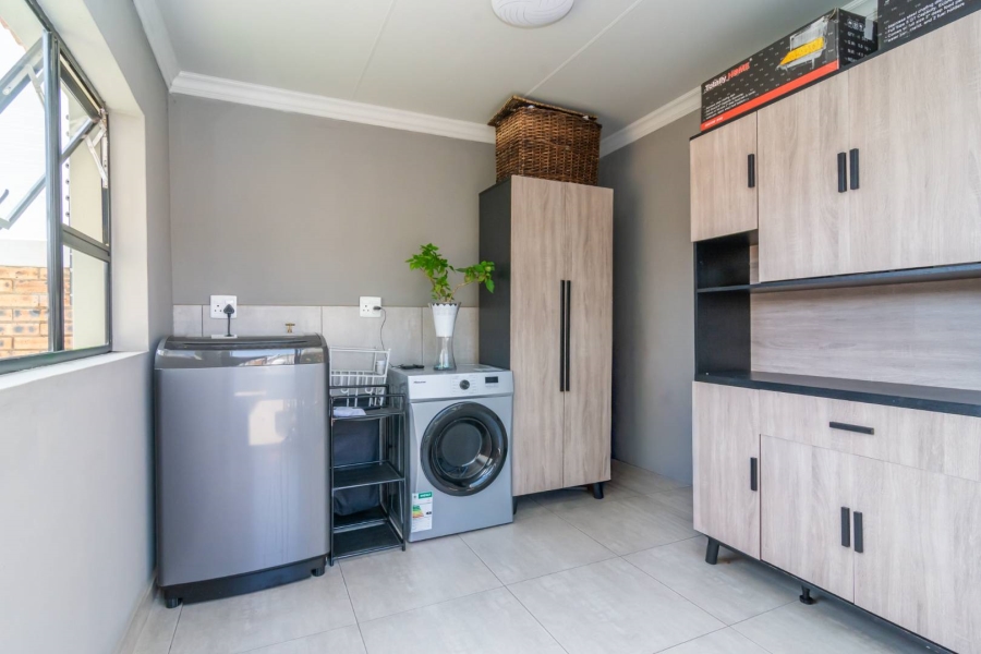 3 Bedroom Property for Sale in Homes Haven Gauteng