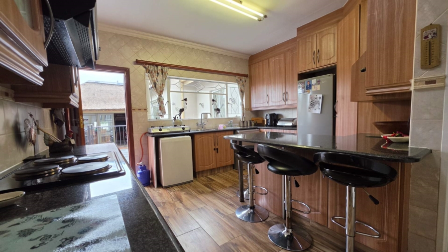 3 Bedroom Property for Sale in South Crest Gauteng