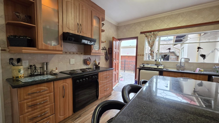 3 Bedroom Property for Sale in South Crest Gauteng