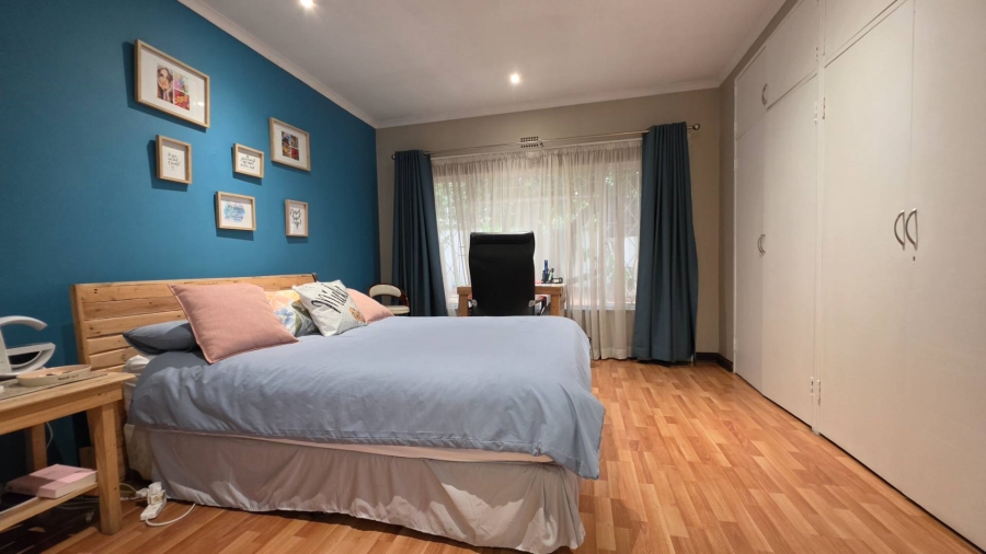 3 Bedroom Property for Sale in South Crest Gauteng