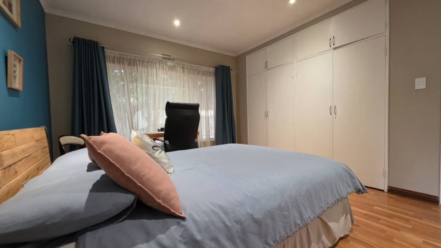 3 Bedroom Property for Sale in South Crest Gauteng