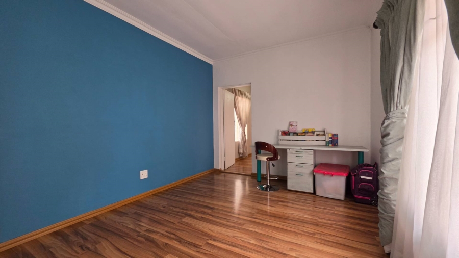 3 Bedroom Property for Sale in South Crest Gauteng