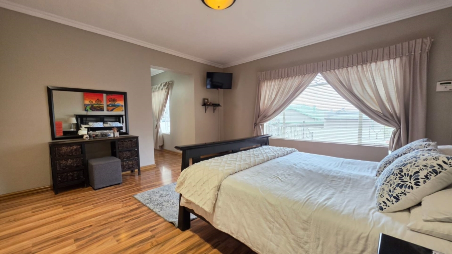 3 Bedroom Property for Sale in South Crest Gauteng