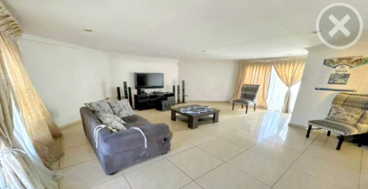 3 Bedroom Property for Sale in Mondeor Gauteng