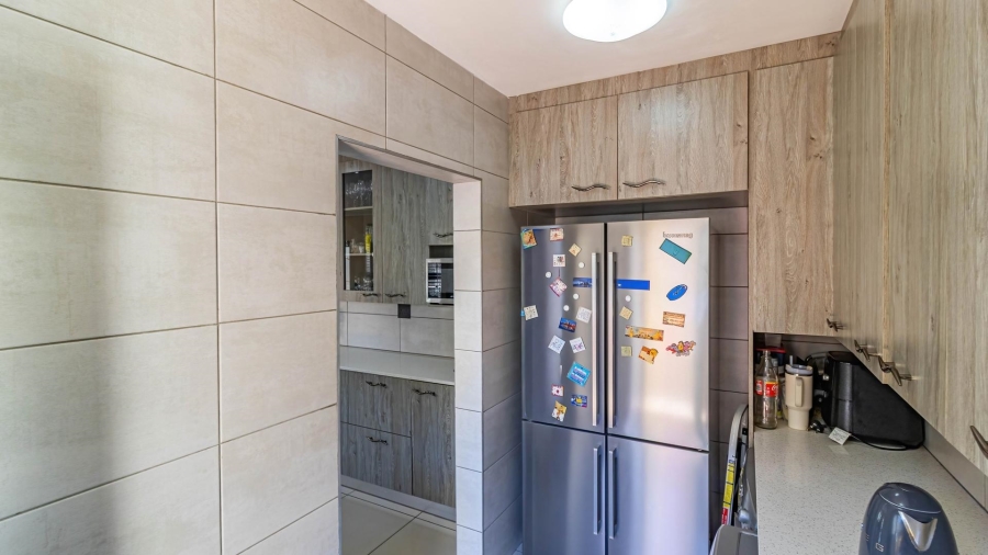 5 Bedroom Property for Sale in Meyersdal Gauteng