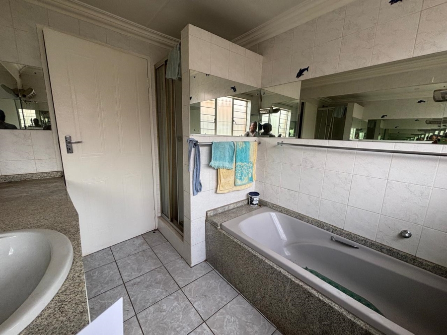 2 Bedroom Property for Sale in Mayfield Gauteng