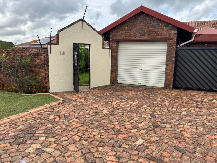 2 Bedroom Property for Sale in Mayfield Gauteng