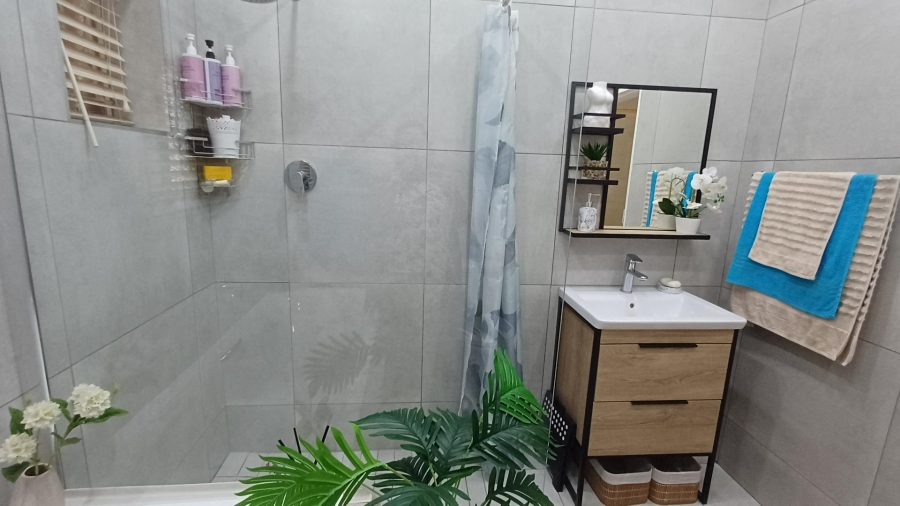 3 Bedroom Property for Sale in South Crest Gauteng