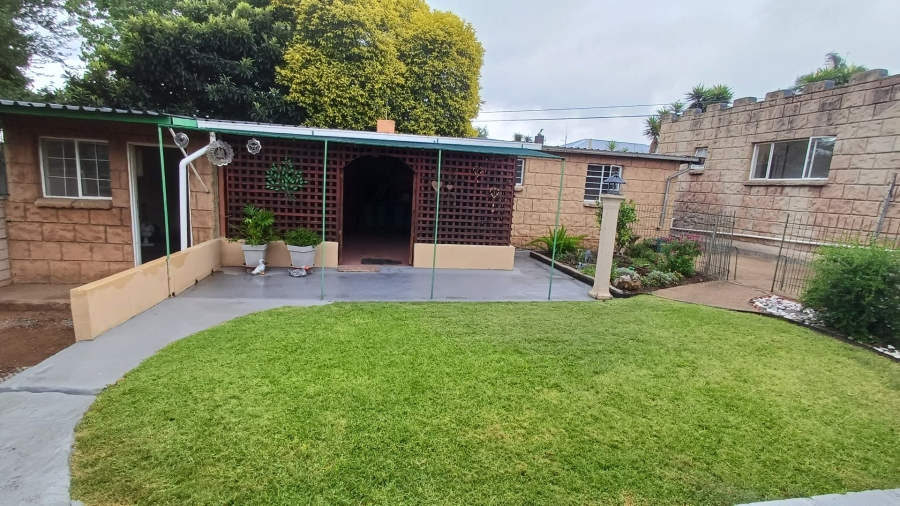 3 Bedroom Property for Sale in South Crest Gauteng